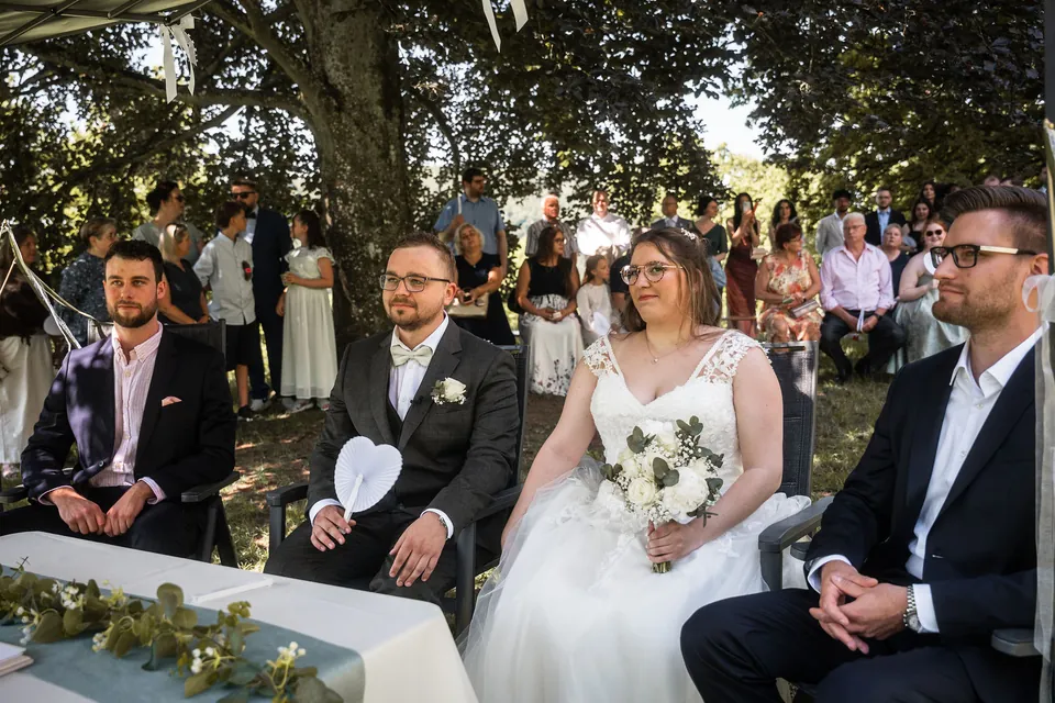 Brautpaar am Trautisch, Hochzeit im Moods
