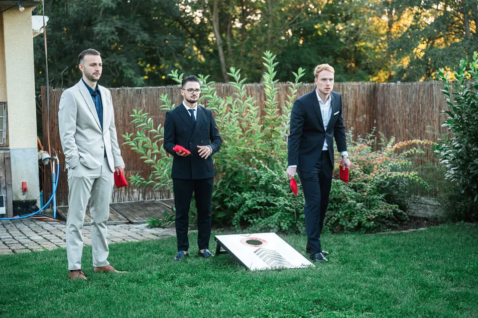 Gäste beim Spiel im Garten, Hochzeit in der Schleifenmühle Dettenheim-Rußheim